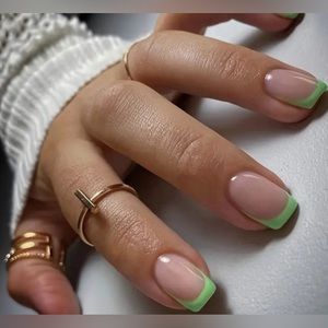 Green French tipped press on nail